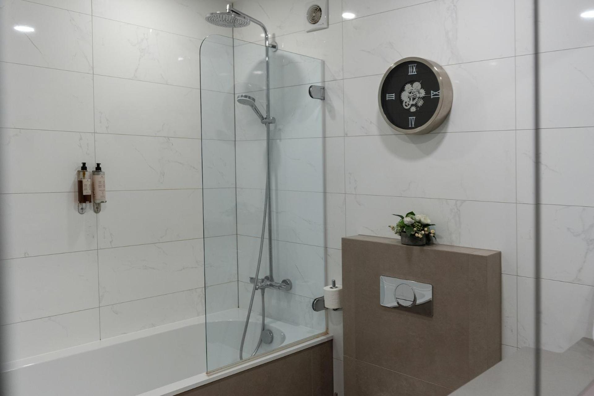 Bright Kaunas Apartment With Castle View Exterior foto